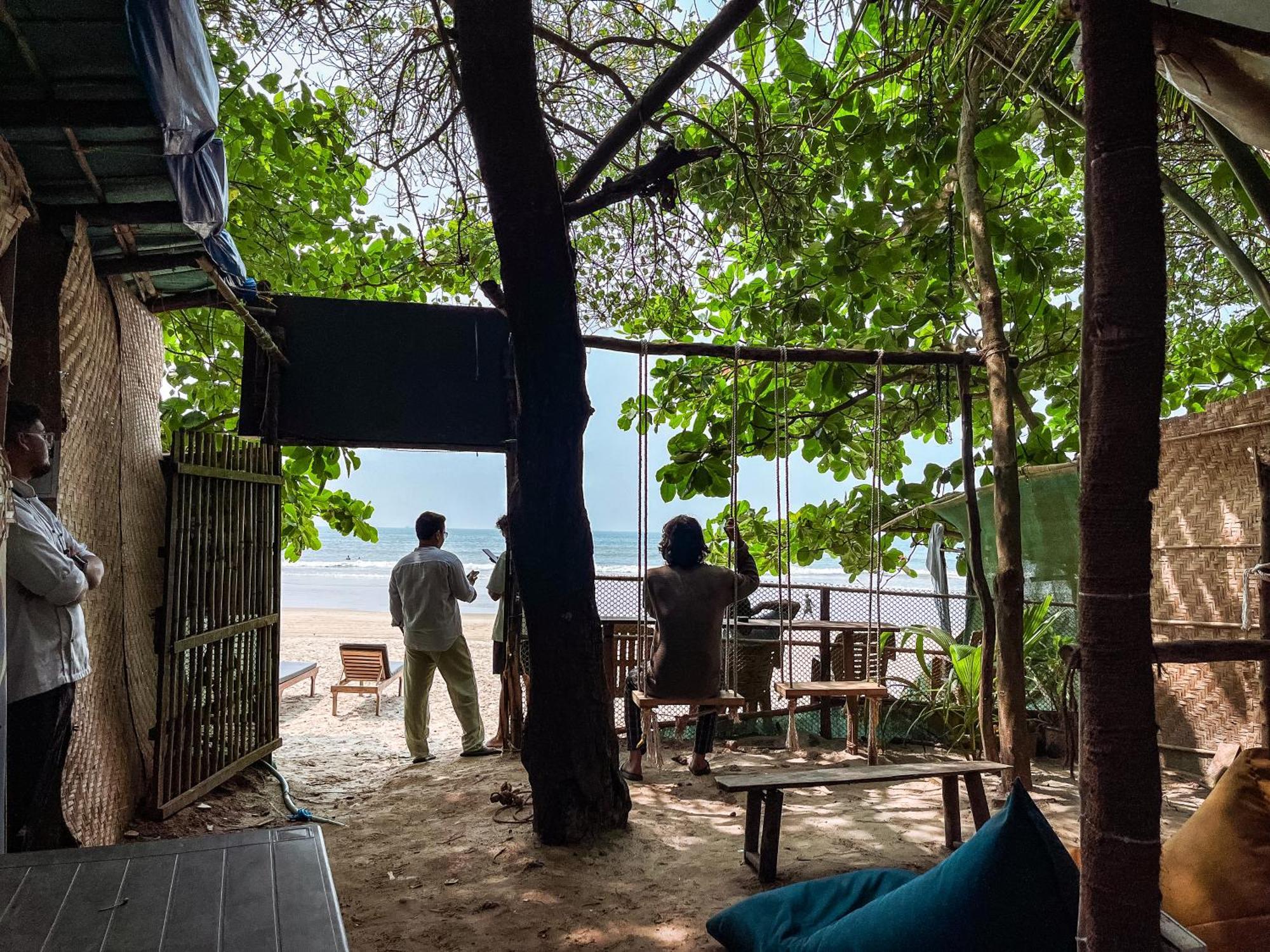 12 Monks - Beachside Hostel 아람볼 외부 사진